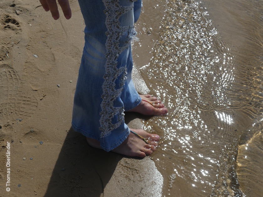 Erden ist auf feuchtem Sand am Strand am wirkungsvollsten.